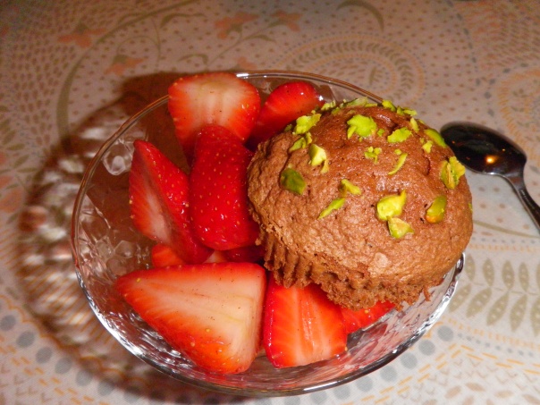 Salade de fraise cupcake chocolat pistache